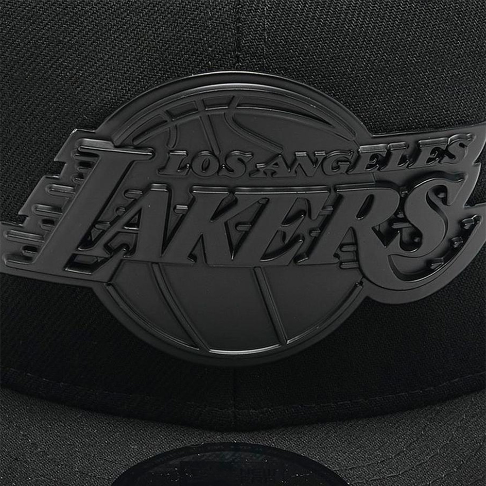 Caps - New Era Metallic Badge 940 Los Angeles Lakers (black)